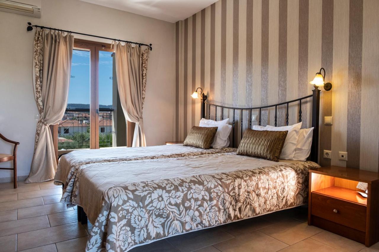 Country Hotel 4*