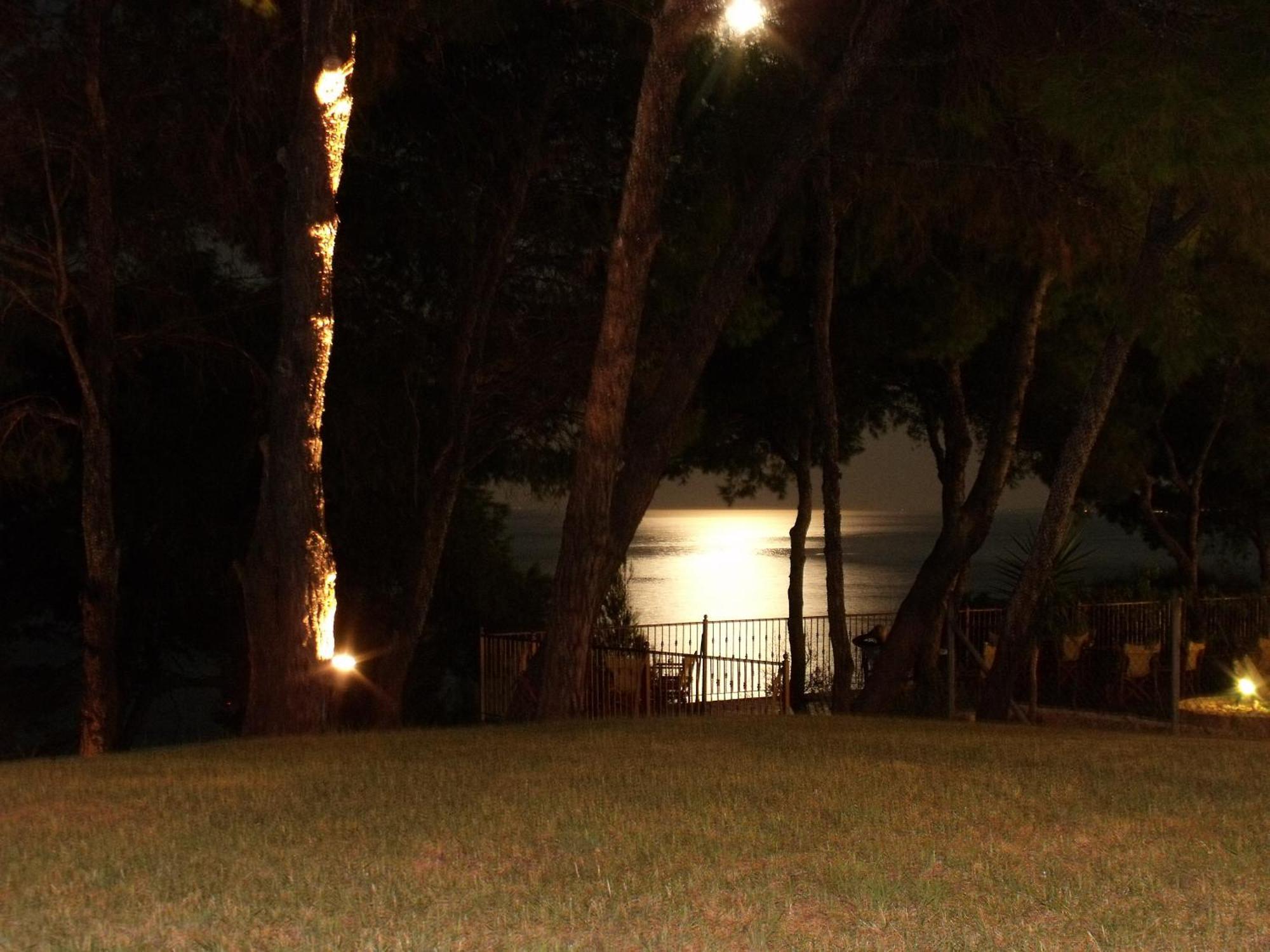Otel Country 3*