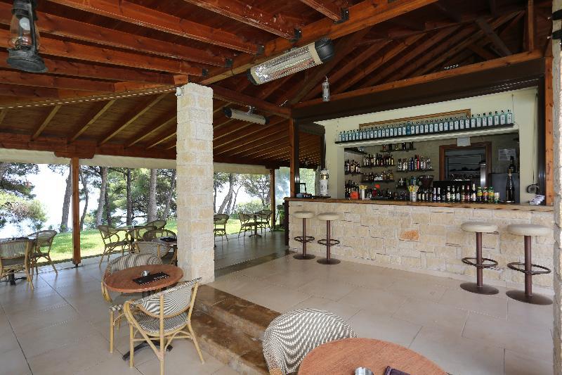 Country Hotel 3*